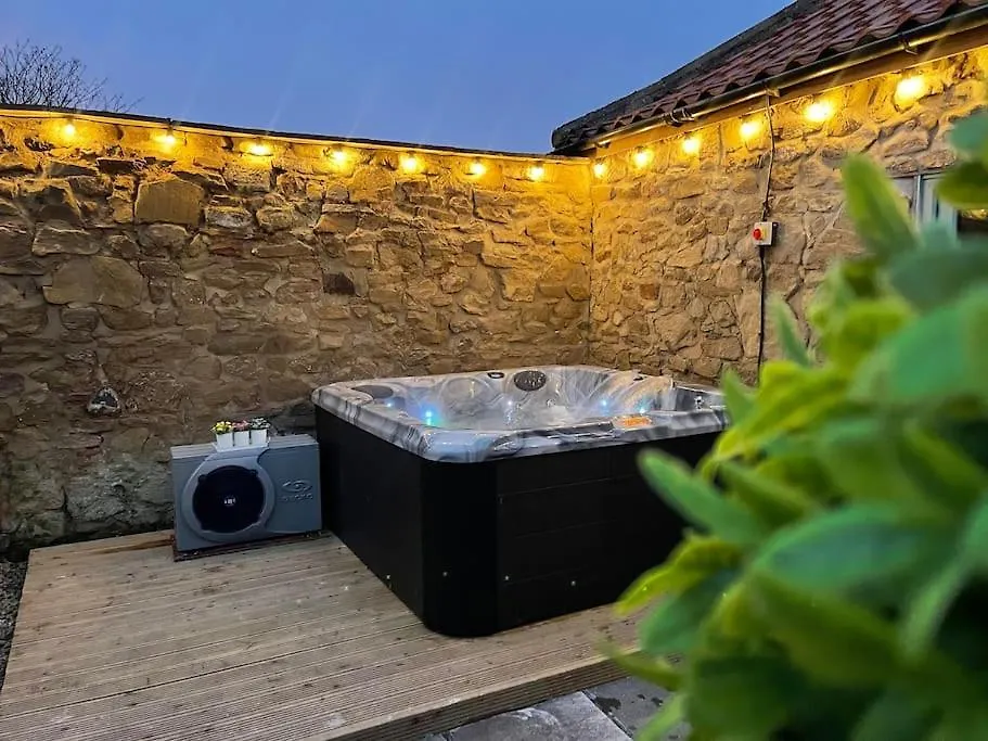 The Old Moat Barn - With Private Hot Tub Villa Stockton-on-Tees